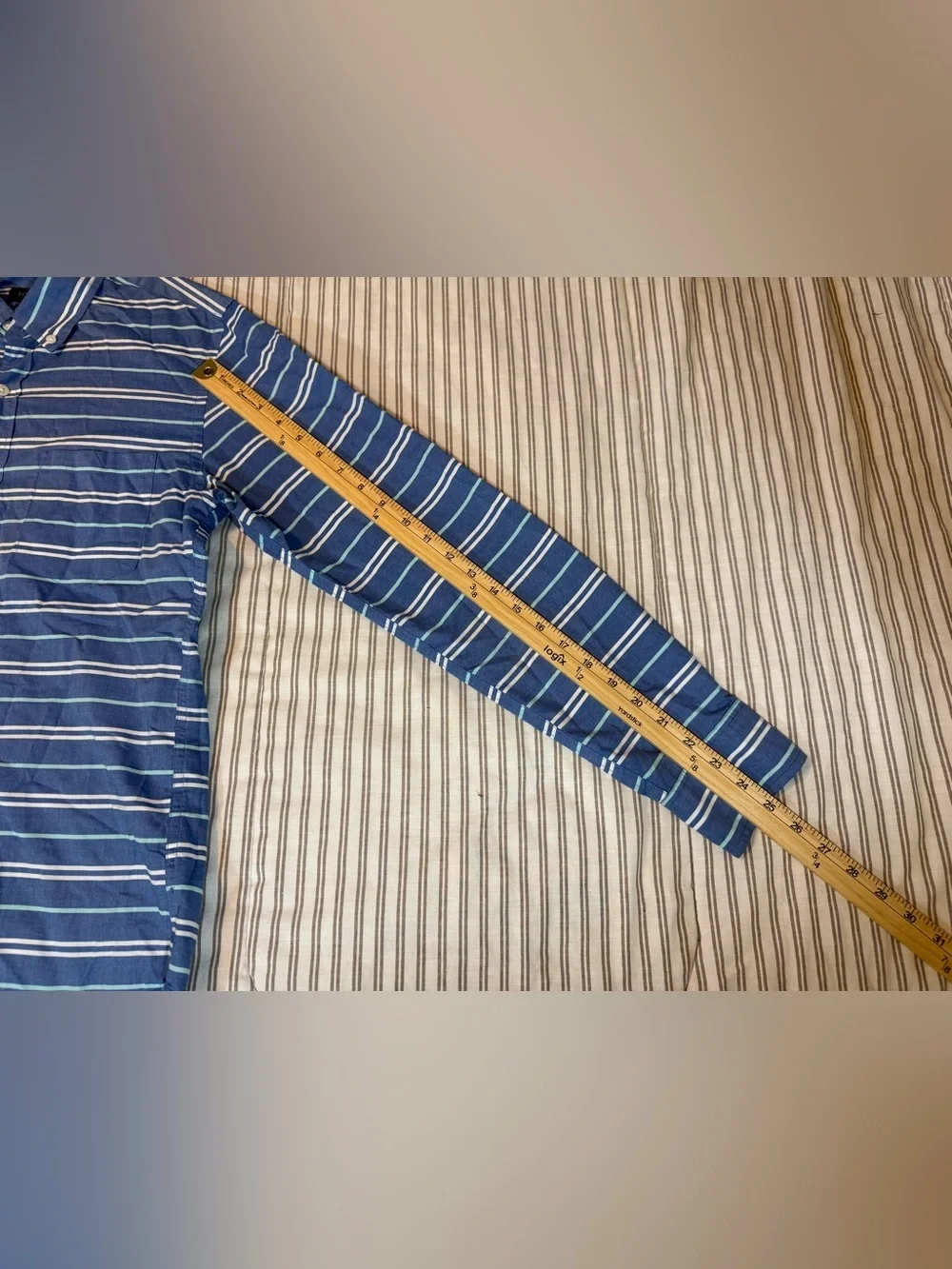 J. Crew Slim Fit Blue Striped Button Down Shirt Men’s Medium Long Sleeve Cotton